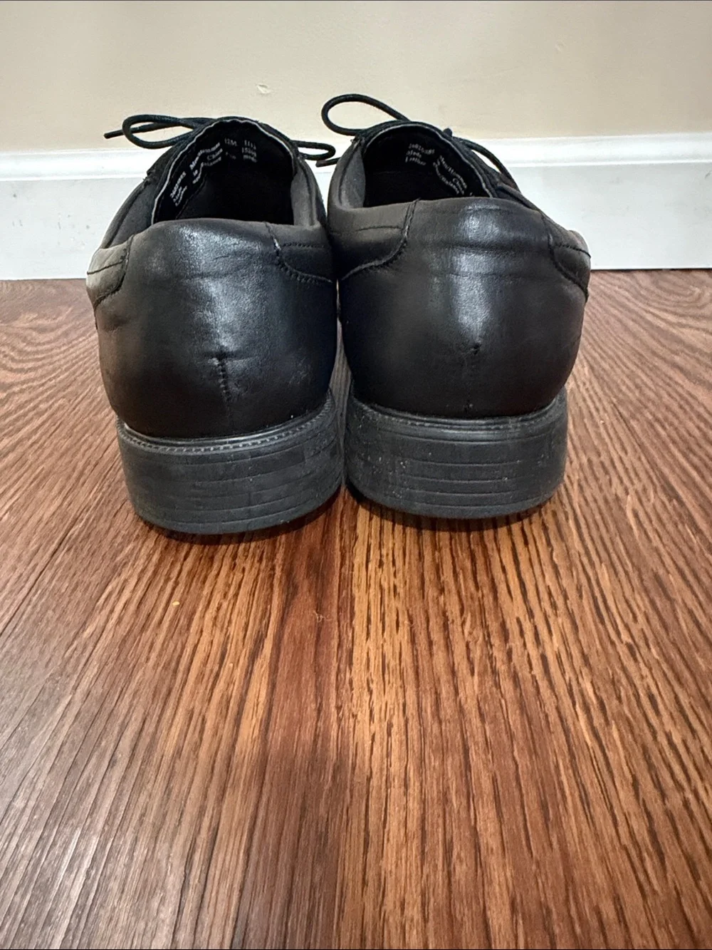 Bostonian Black Leather Lace-Up Oxfords